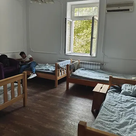 Cozy House בית הארחה